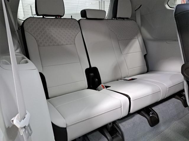 new 2024 GMC Acadia car, priced at $65,310