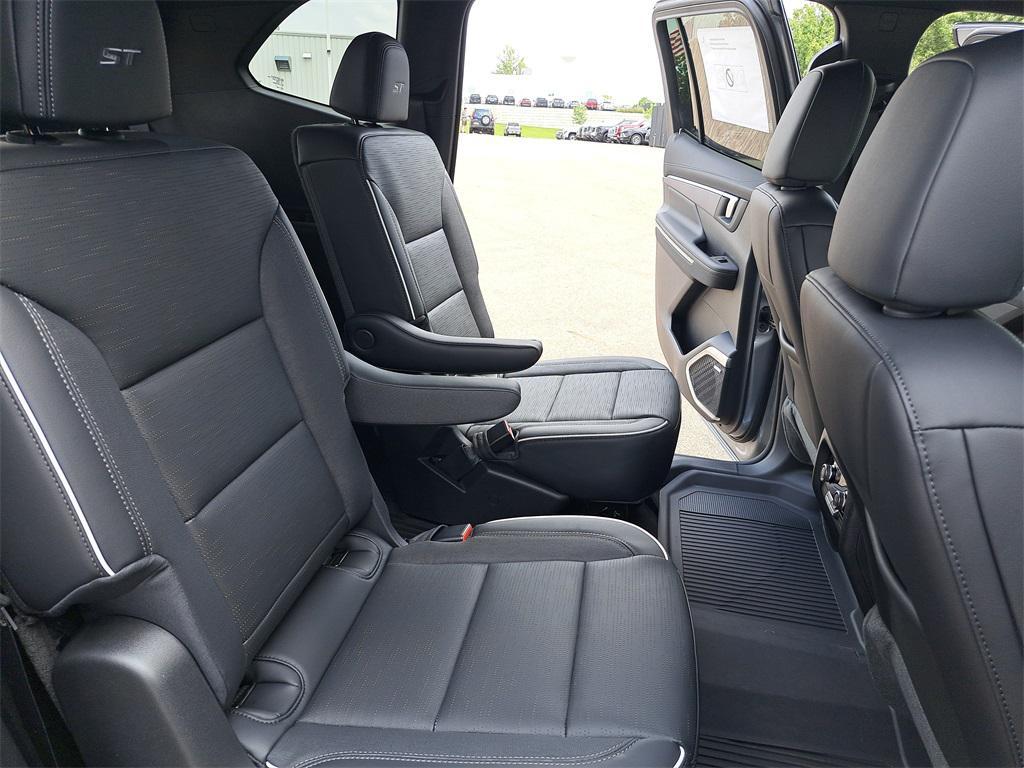 new 2026 Buick Enclave car, priced at $52,240