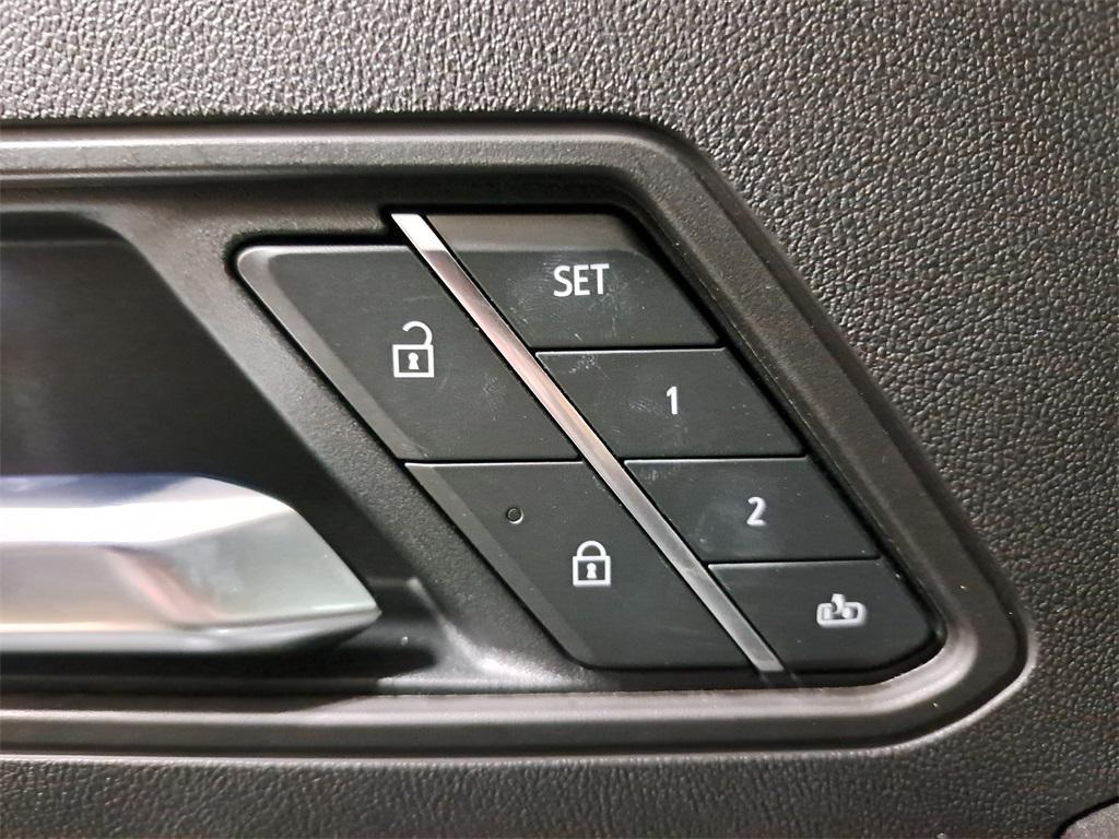 new 2025 GMC HUMMER EV Pickup car, priced at $103,590