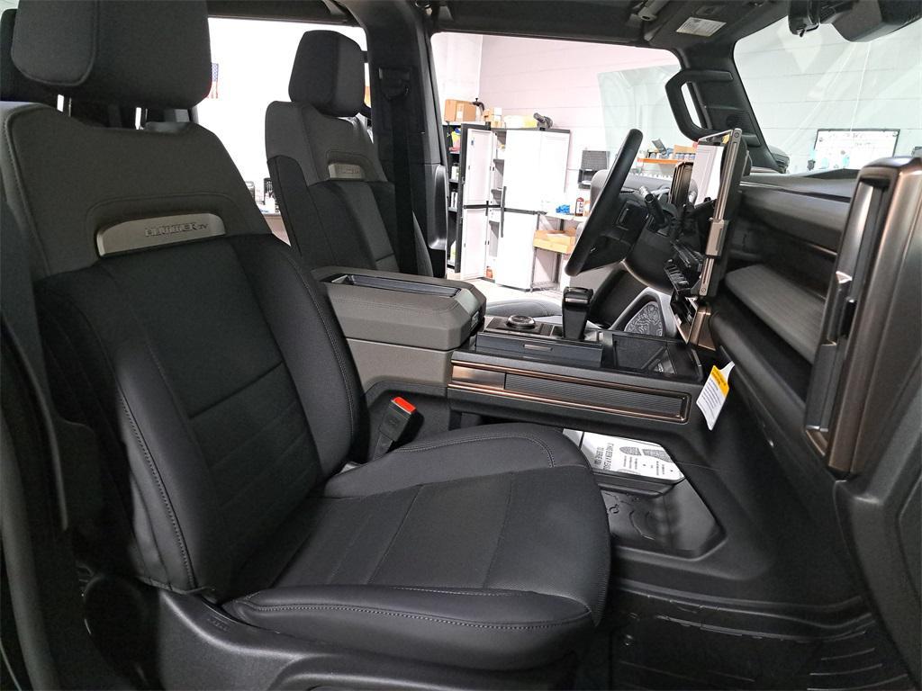 new 2025 GMC HUMMER EV Pickup car, priced at $103,590