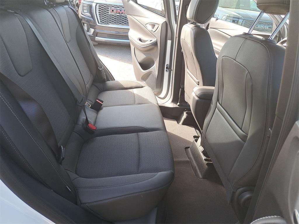new 2025 Buick Encore GX car, priced at $25,676