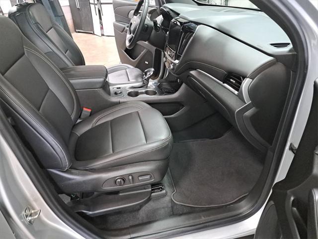 used 2022 Chevrolet Traverse car, priced at $30,974