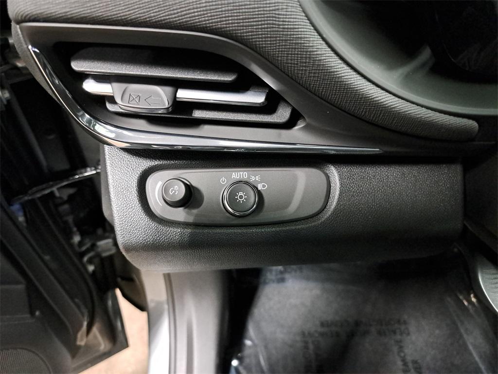 new 2025 Buick Envista car, priced at $24,942