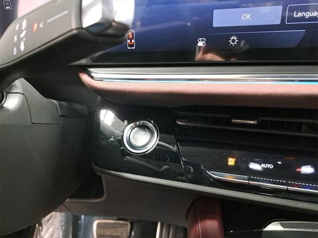 new 2025 Buick Envision car, priced at $42,385