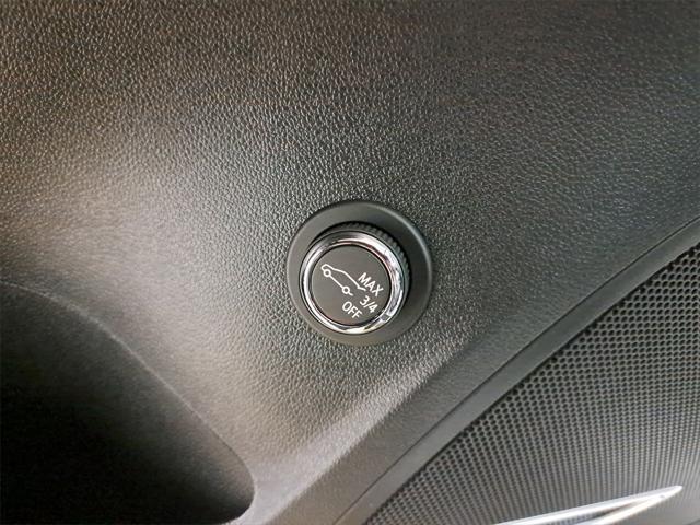 new 2025 Buick Envision car, priced at $37,612