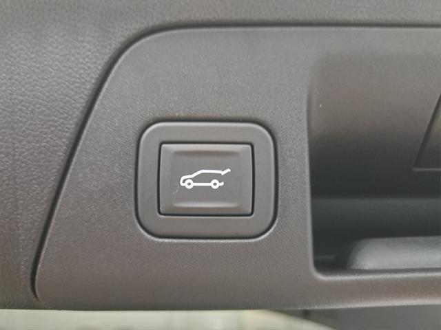 new 2025 Buick Envision car, priced at $37,612
