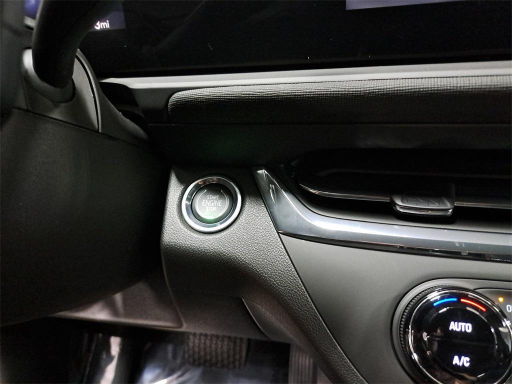 new 2025 Buick Envista car, priced at $24,942