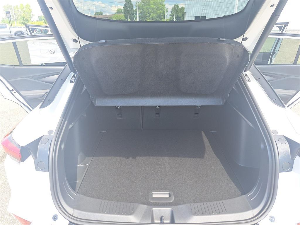 new 2025 Buick Envista car, priced at $26,561
