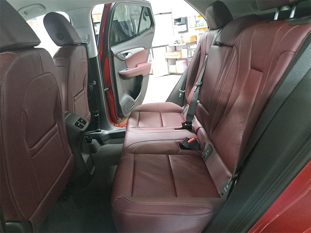 new 2025 Buick Envision car, priced at $39,044