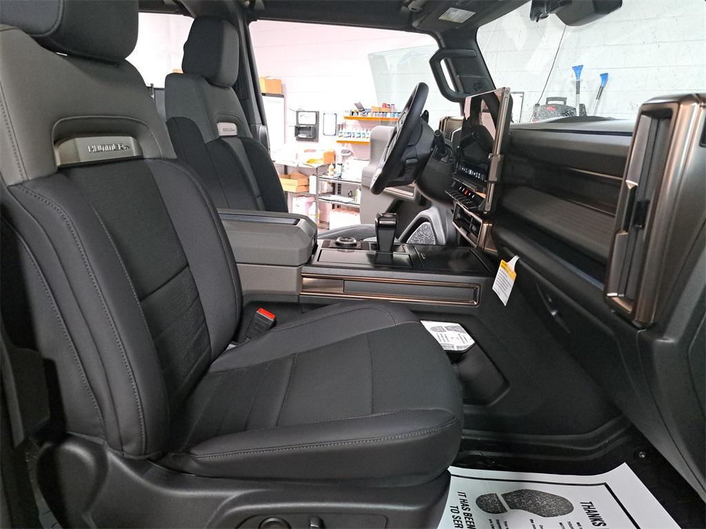 new 2025 GMC HUMMER EV Pickup car, priced at $103,590
