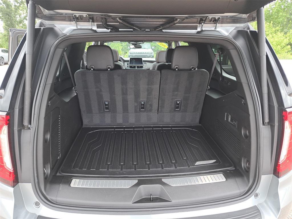 used 2023 GMC Yukon XL car, priced at $64,475