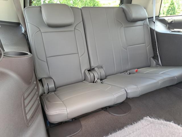 used 2015 GMC Yukon car, priced at $25,991