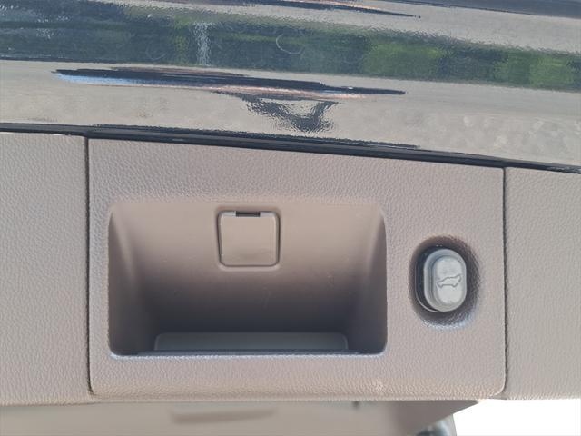 used 2015 GMC Yukon car, priced at $25,991