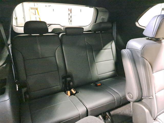 new 2025 GMC Acadia car