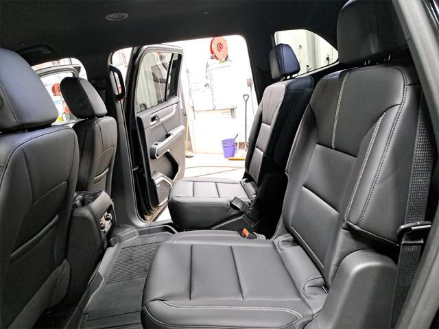 new 2025 GMC Acadia car