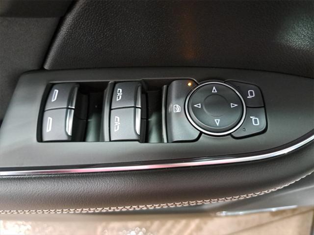 new 2025 Buick Envision car, priced at $43,240