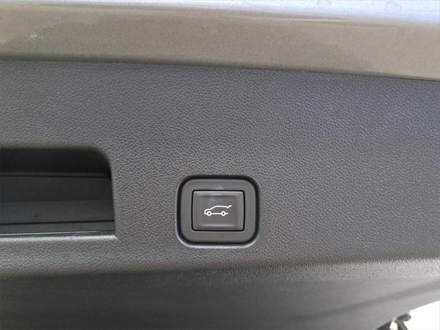 new 2025 Buick Enclave car, priced at $51,290