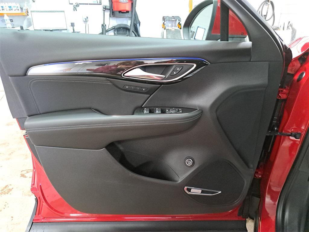 new 2025 Buick Envision car, priced at $35,755