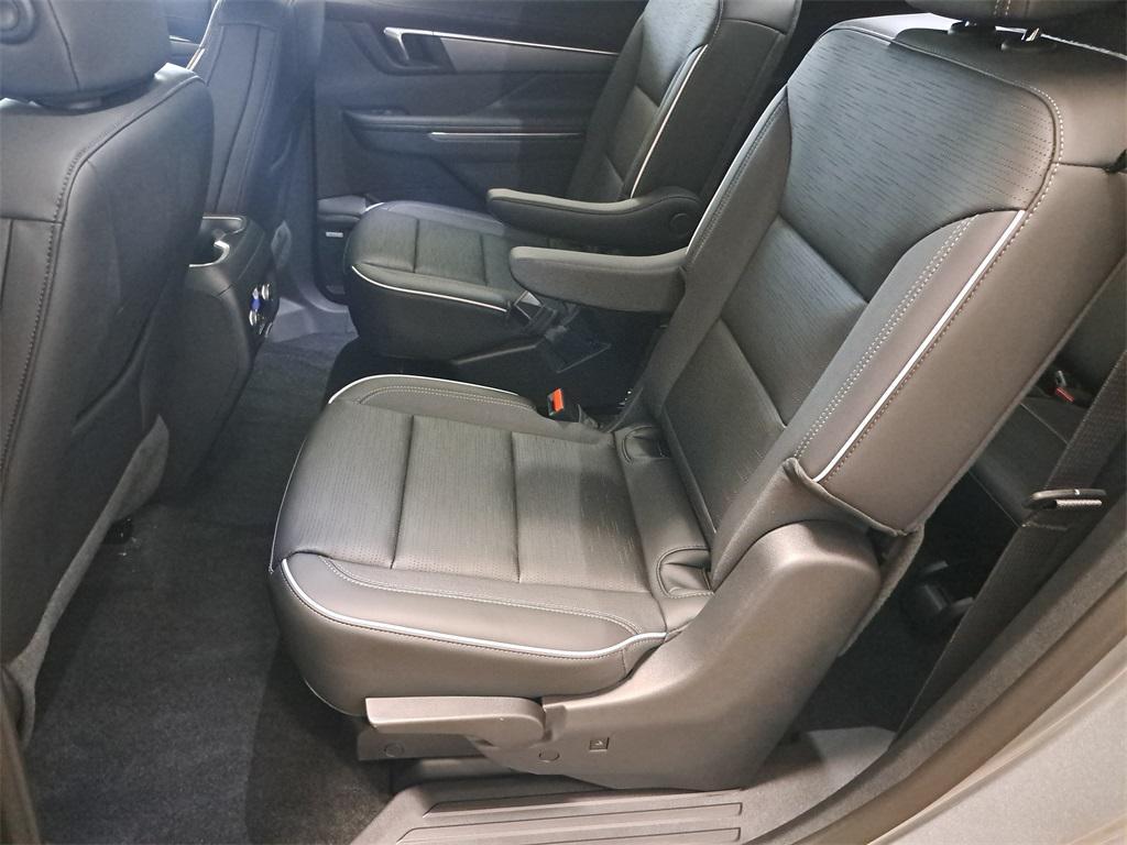 new 2025 Buick Enclave car, priced at $47,956