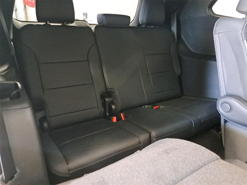 new 2025 Buick Enclave car, priced at $47,956