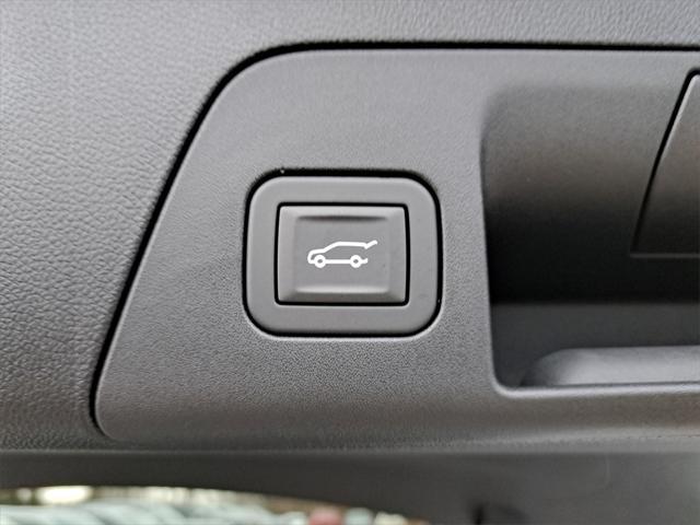 new 2025 Buick Envision car, priced at $43,240