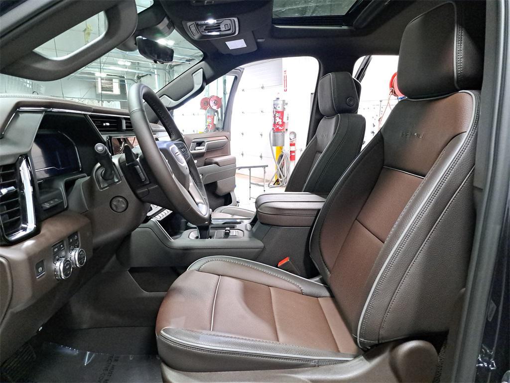 new 2025 GMC Sierra 1500 car, priced at $66,237