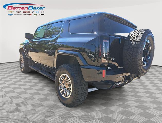 new 2024 GMC HUMMER EV SUV car