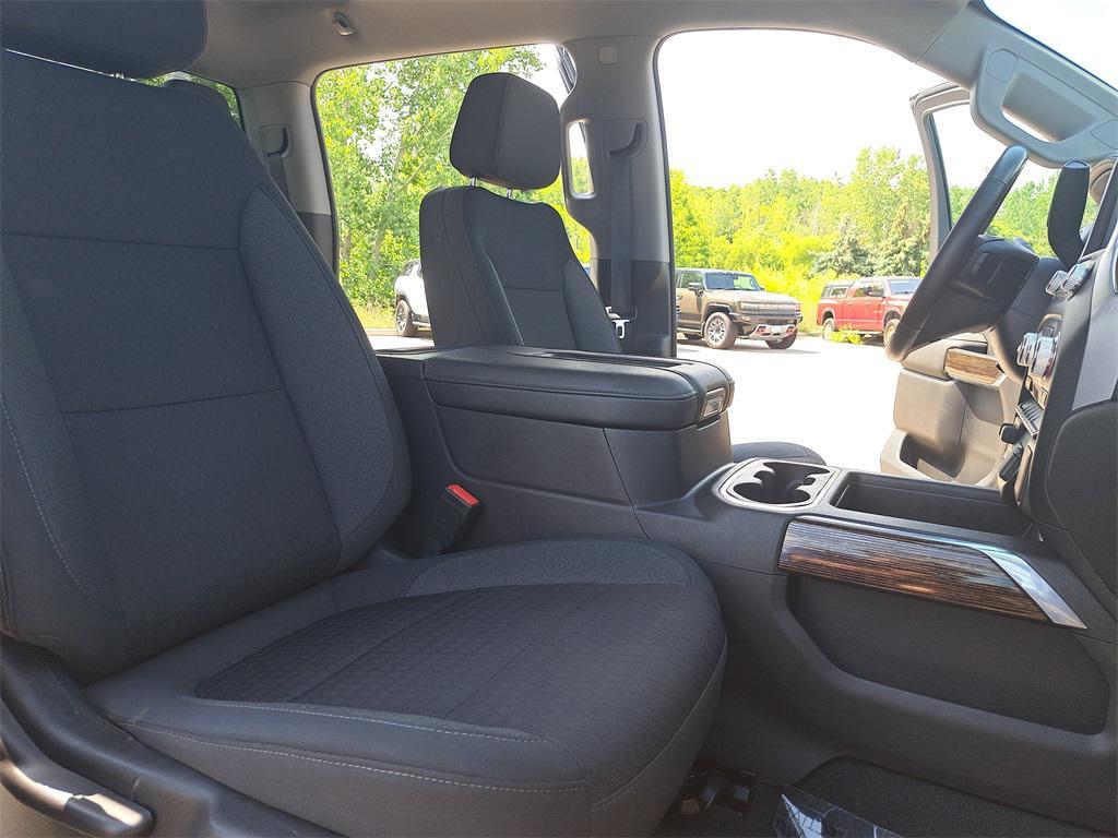 used 2022 GMC Sierra 1500 car, priced at $37,888
