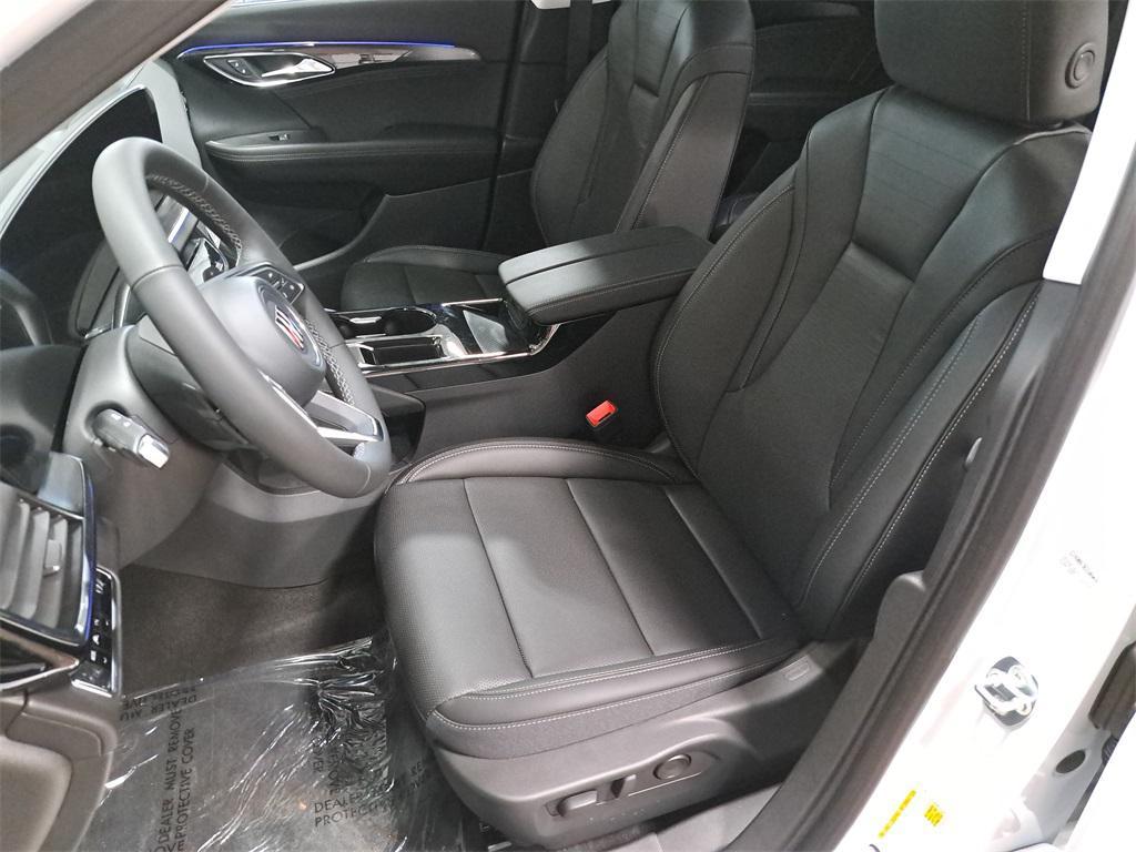 new 2025 Buick Envision car, priced at $35,322
