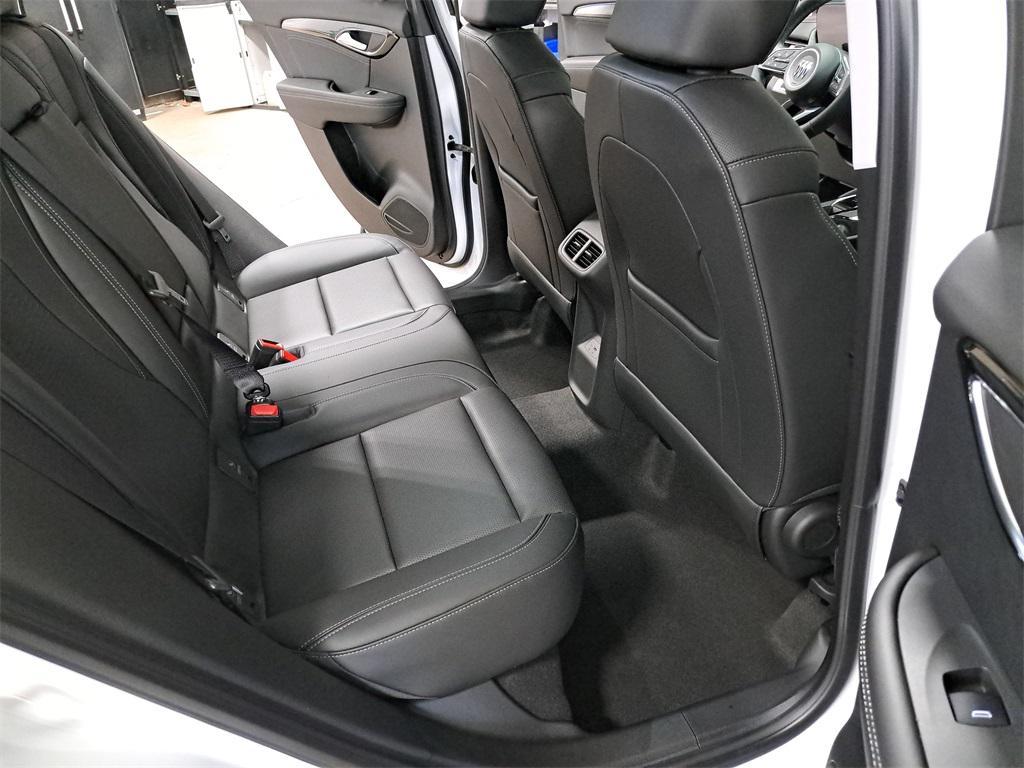 new 2025 Buick Envision car, priced at $35,322