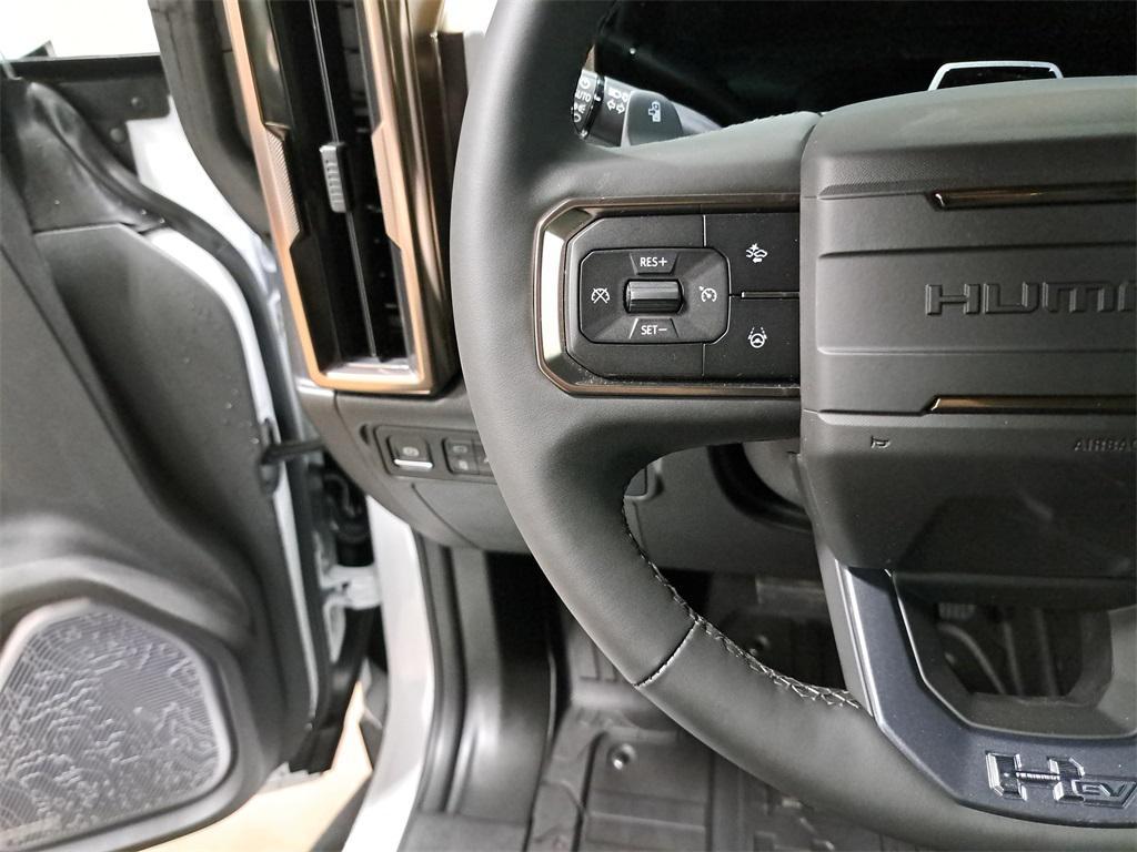 new 2025 GMC HUMMER EV SUV car