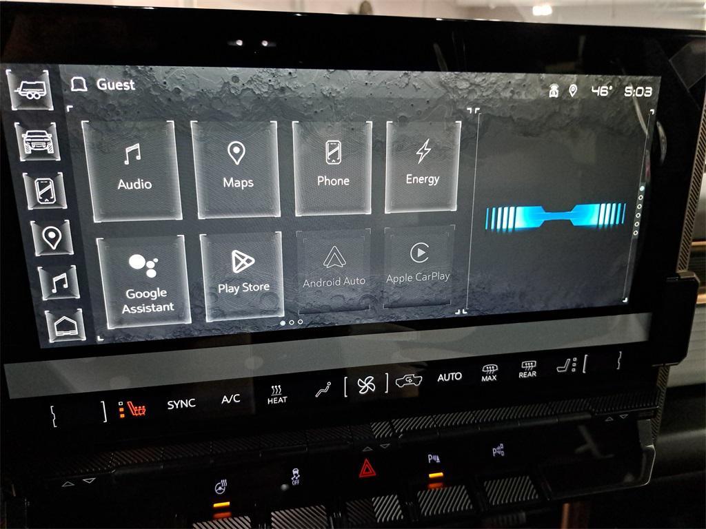 new 2025 GMC HUMMER EV SUV car