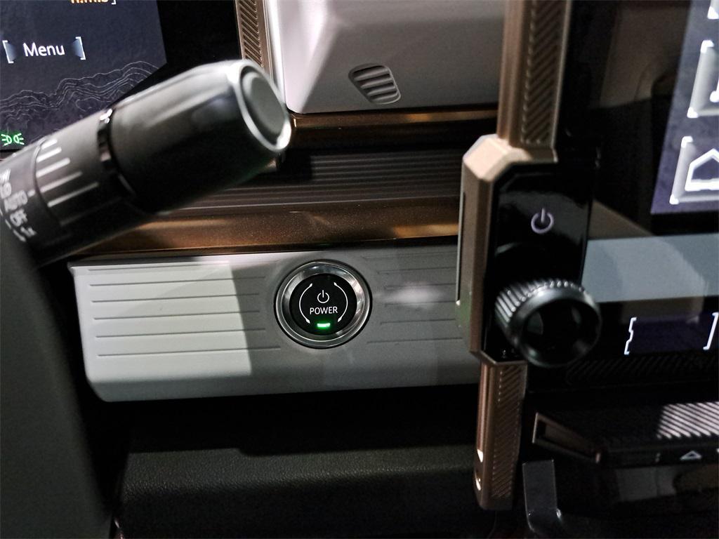 new 2025 GMC HUMMER EV SUV car