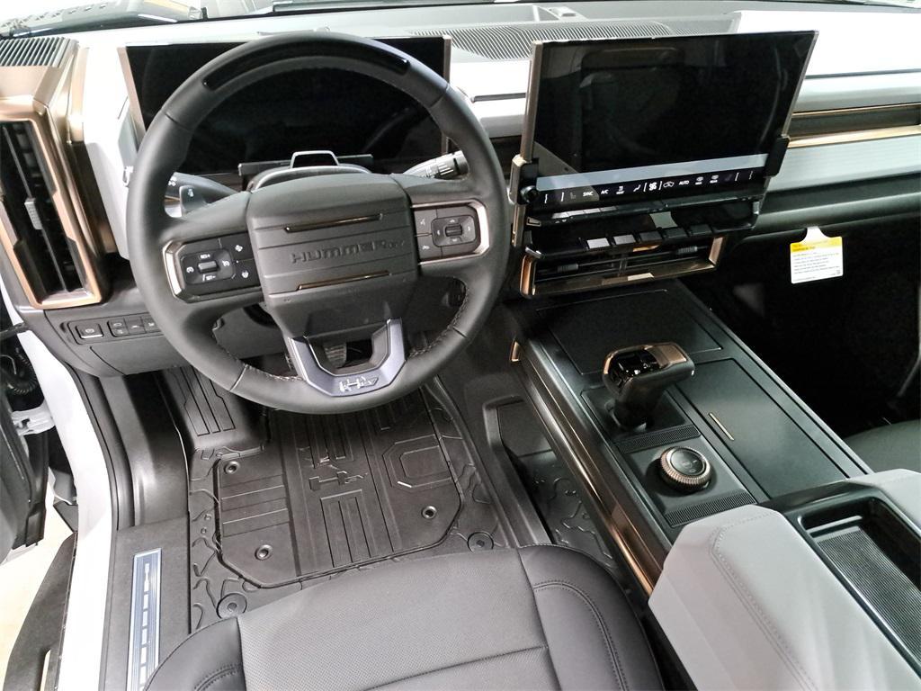 new 2025 GMC HUMMER EV SUV car