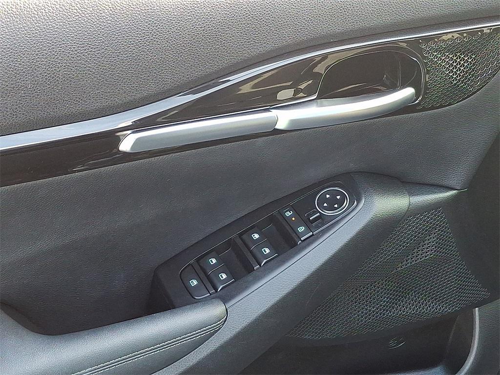 used 2024 Kia Seltos car, priced at $24,393