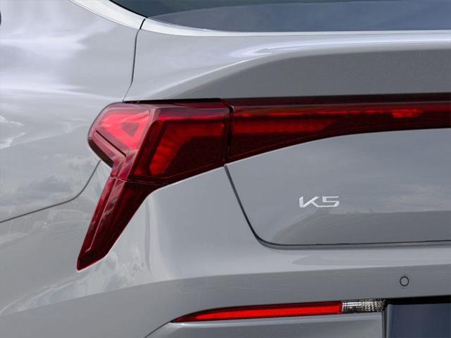 new 2025 Kia K5 car, priced at $35,275