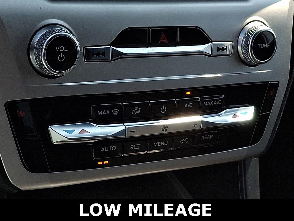 used 2022 Ford Explorer car, priced at $27,898