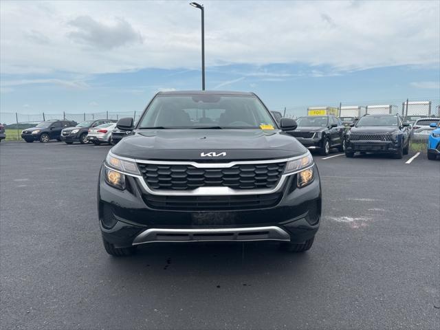 used 2023 Kia Seltos car, priced at $21,145