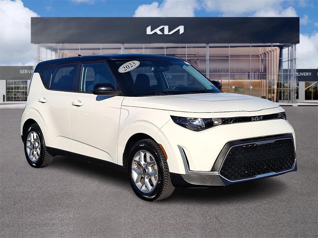 used 2023 Kia Soul car, priced at $17,588