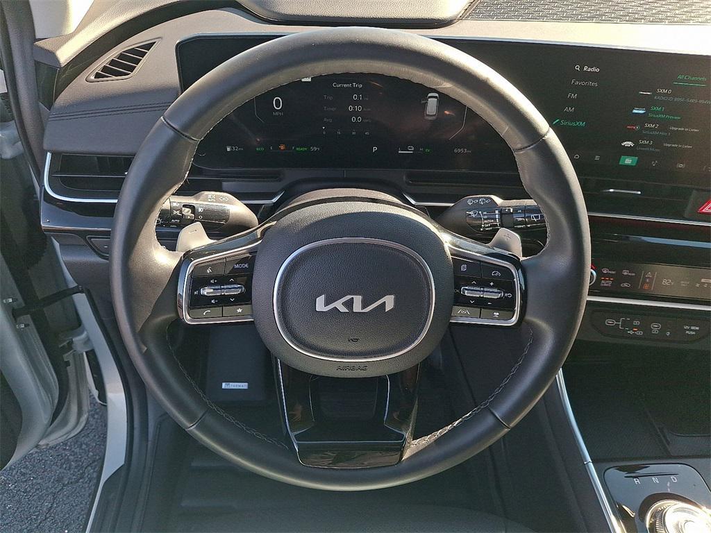 used 2025 Kia Carnival Hybrid car, priced at $46,337