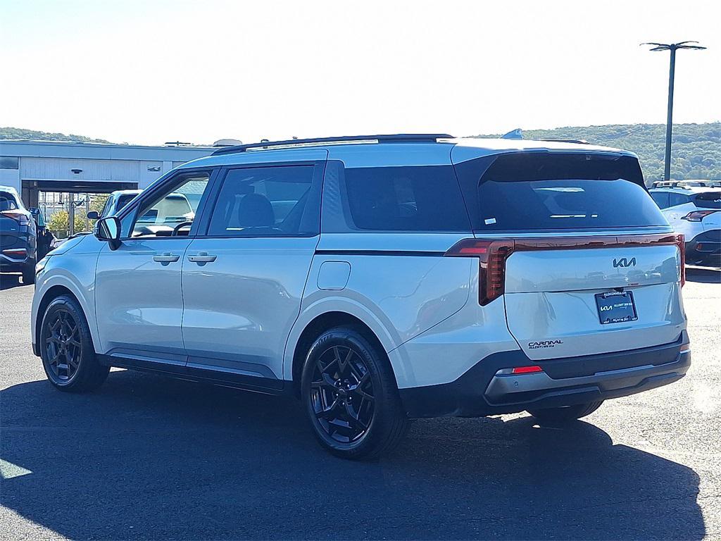 used 2025 Kia Carnival Hybrid car, priced at $46,337