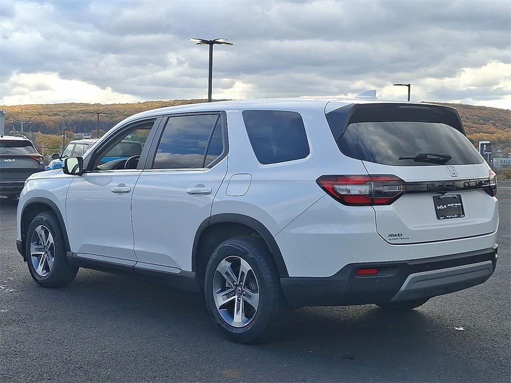 used 2023 Honda Pilot car, priced at $35,343