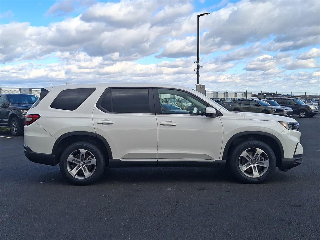 used 2023 Honda Pilot car, priced at $35,343