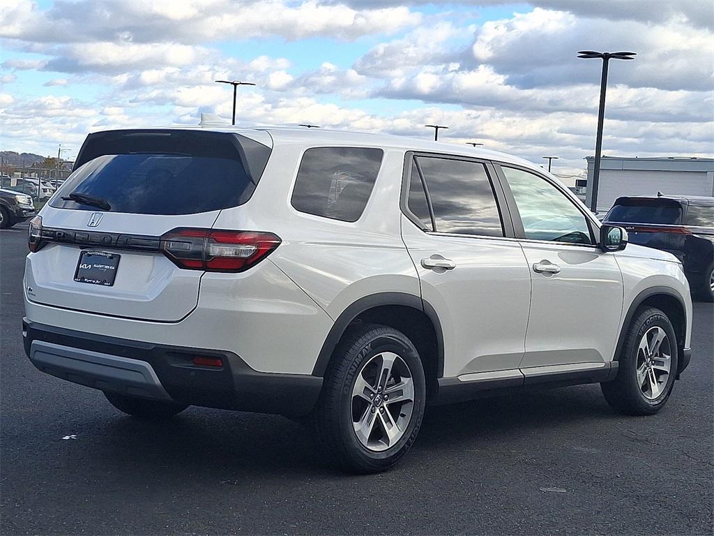 used 2023 Honda Pilot car, priced at $35,343