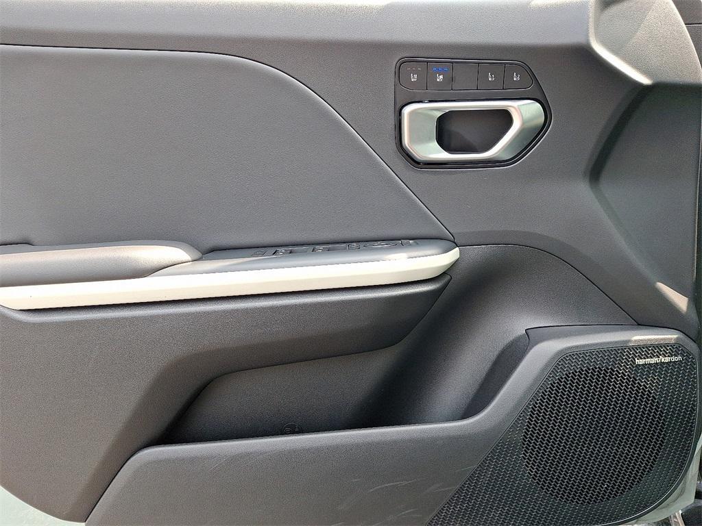 used 2025 Kia K4 car, priced at $25,000