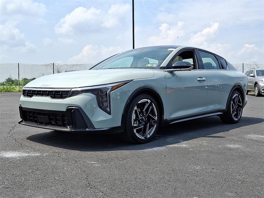 used 2025 Kia K4 car, priced at $25,000