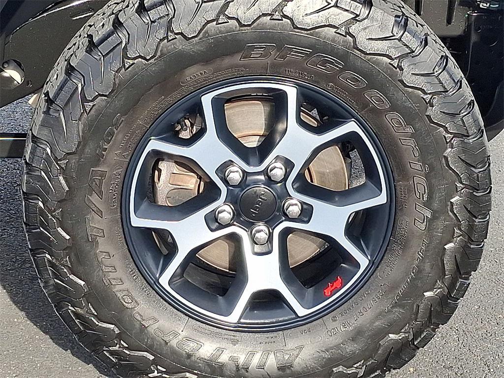 used 2022 Jeep Wrangler car, priced at $34,484