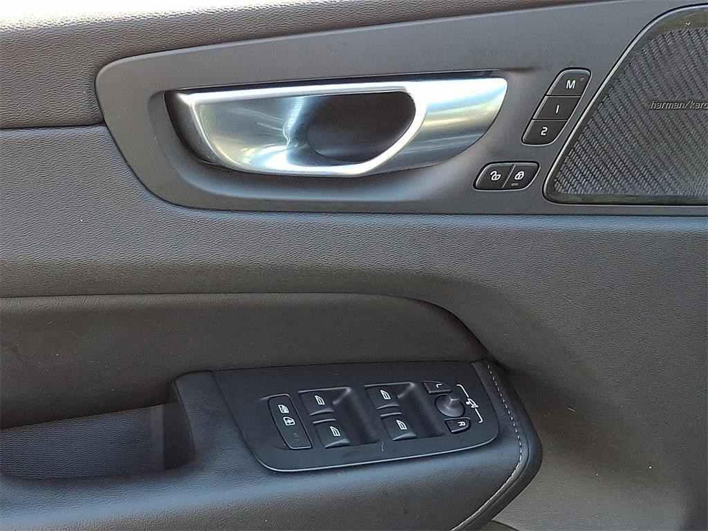 used 2021 Volvo XC60 car, priced at $24,441