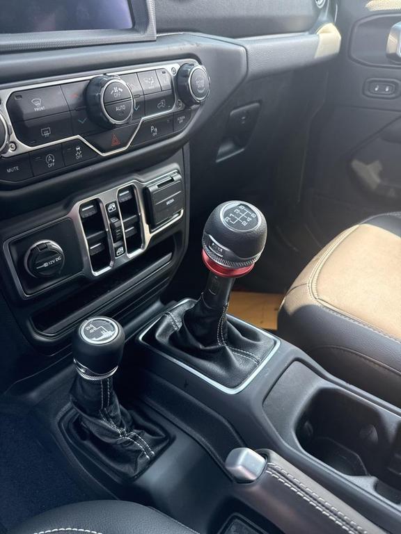 used 2021 Jeep Wrangler Unlimited car, priced at $40,223