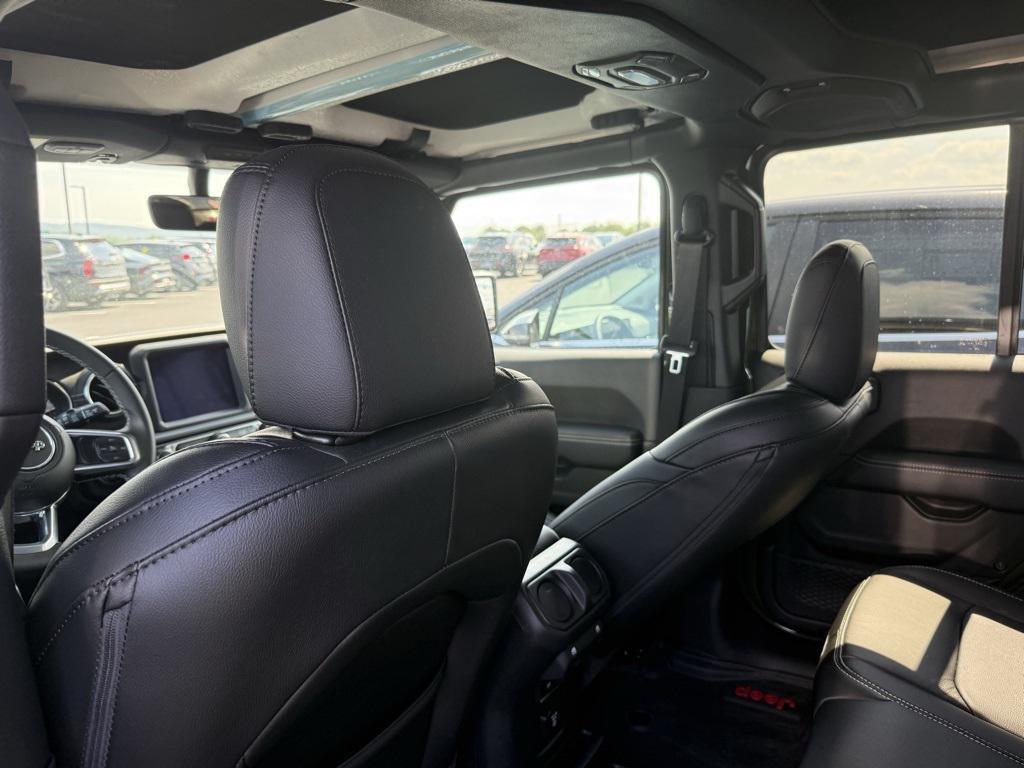 used 2021 Jeep Wrangler Unlimited car, priced at $40,223